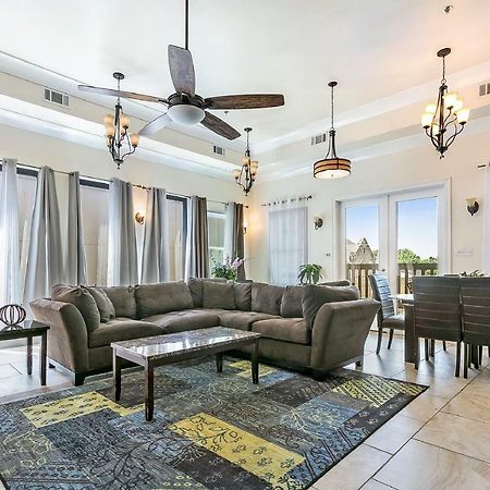Spacious 4BR Condo on Carondelet Near All Hot Spo Nueva Orleans Exterior foto