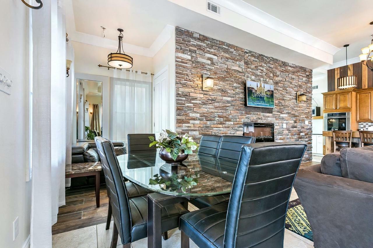 Spacious 4BR Condo on Carondelet Near All Hot Spo Nueva Orleans Exterior foto