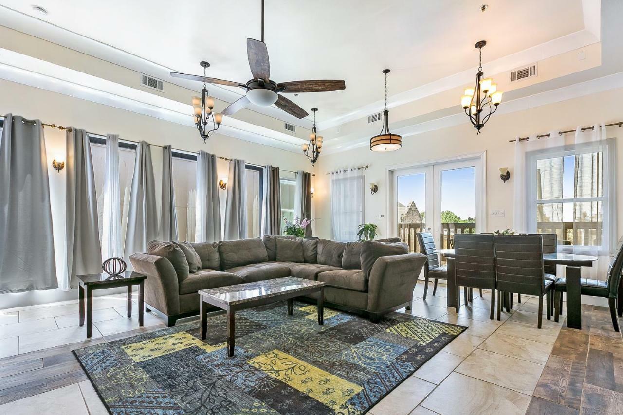 Spacious 4BR Condo on Carondelet Near All Hot Spo Nueva Orleans Exterior foto